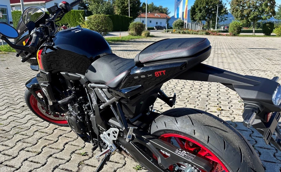 Offer Suzuki GSX-8TT Bild 3: Offer Suzuki GSX-8TT
