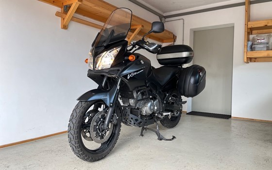 Gebrauchtmotorrad Suzuki V-Strom 650 - Bild 1 Gebrauchtmotorrad Suzuki V-Strom 650 - Bild 1