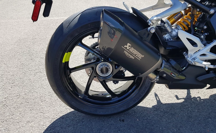 Angebot Triumph Speed Triple 1200 RX Bild 10: Angebot Triumph Speed Triple 1200 RX