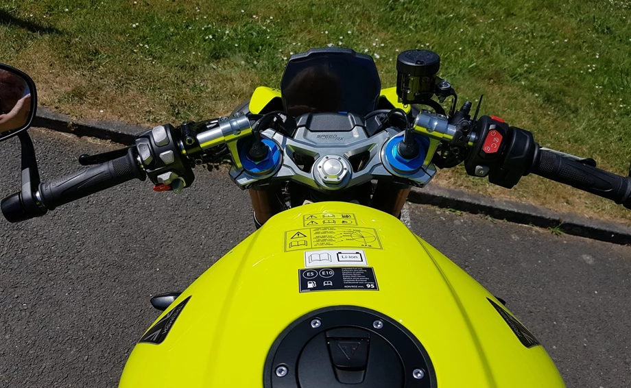 Angebot Triumph Speed Triple 1200 RX Bild 13: Angebot Triumph Speed Triple 1200 RX