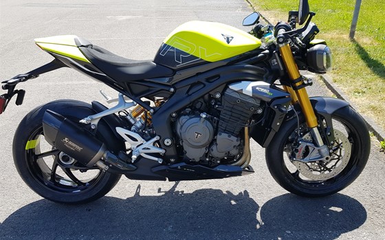 Neufahrzeug Triumph Speed Triple 1200 RX - Bild 4