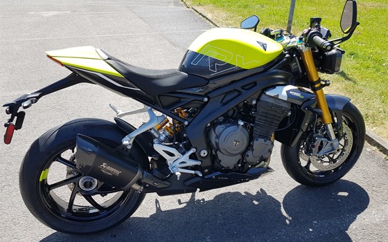 Neufahrzeug Triumph Speed Triple 1200 RX - Bild 10