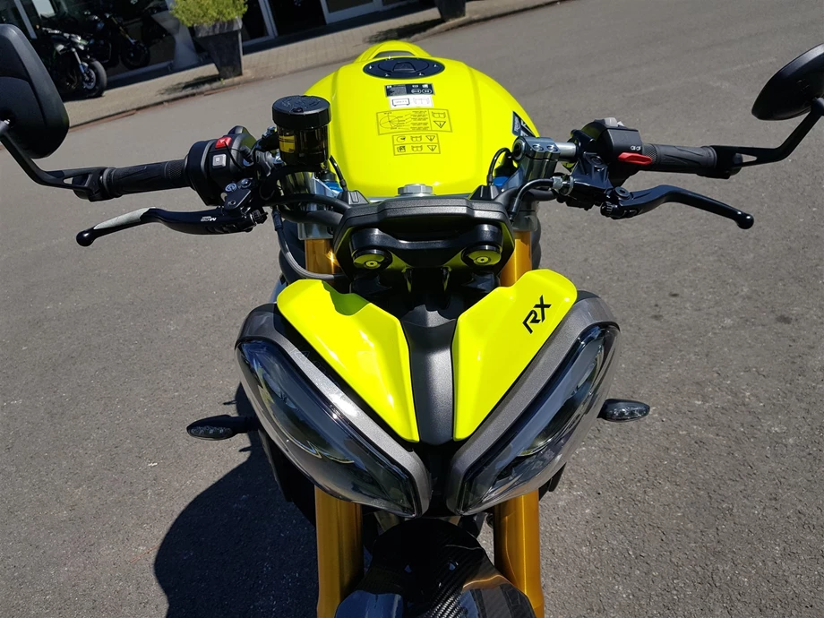 Angebot Triumph Speed Triple 1200 RX Bild 6: Angebot Triumph Speed Triple 1200 RX