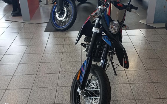 Gebrauchtmotorrad Aprilia SX 125 - Bild 3 Gebrauchtmotorrad Aprilia SX 125 - Bild 3