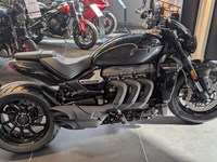 Gebrauchtmotorrad Triumph Rocket 3 Storm R Demobike mit Preisvorteil