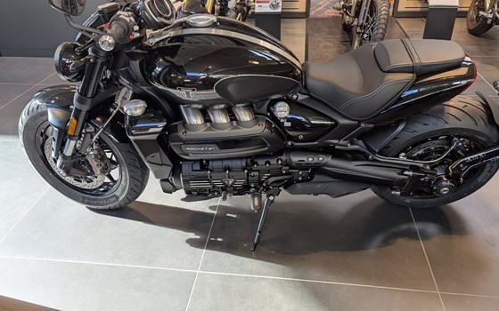 Gebrauchtmotorrad Triumph Rocket 3 Storm R - Bild 3