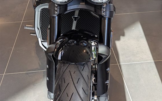 Gebrauchtmotorrad Triumph Rocket 3 Storm R - Bild 4