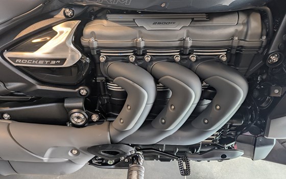 Gebrauchtmotorrad Triumph Rocket 3 Storm R - Bild 5