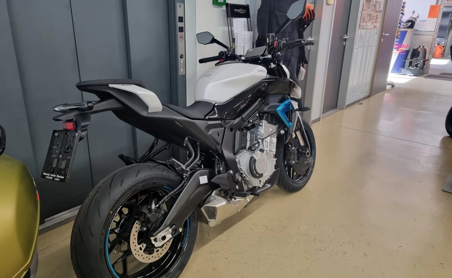 Angebot CFMOTO 675NK Bild 3: Angebot CFMOTO 675NK