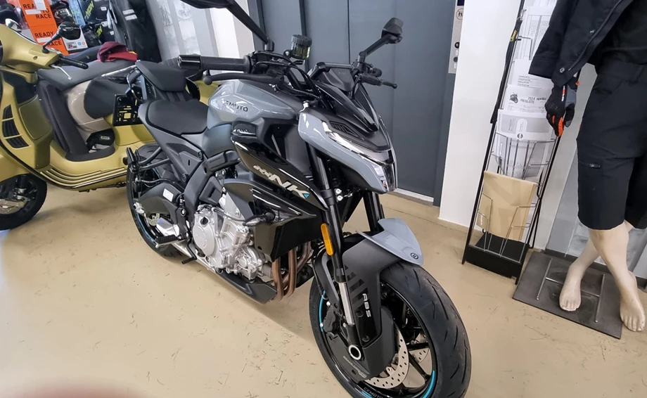 Angebot CFMOTO 675NK Bild 8: Angebot CFMOTO 675NK