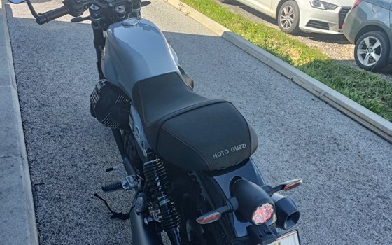 Gebrauchtmotorrad Moto Guzzi V7 Sport - Bild 12 Gebrauchtmotorrad Moto Guzzi V7 Sport - Bild 12