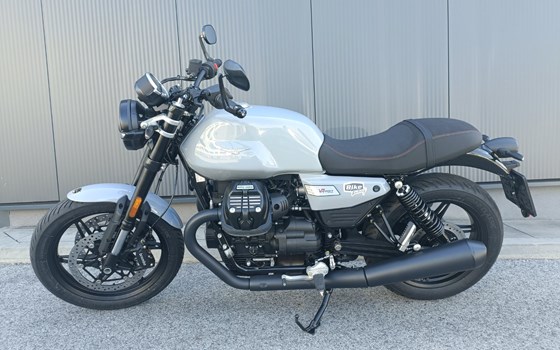 Gebrauchtmotorrad Moto Guzzi V7 Sport - Bild 2 Gebrauchtmotorrad Moto Guzzi V7 Sport - Bild 2
