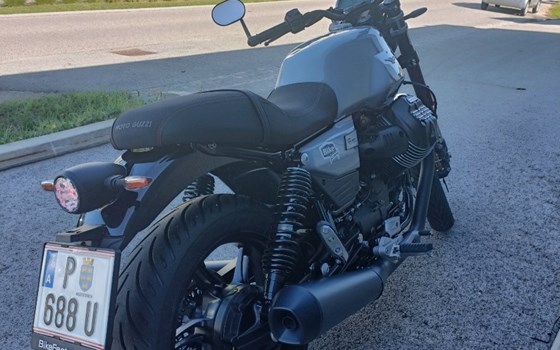 Gebrauchtmotorrad Moto Guzzi V7 Sport - Bild 10 Gebrauchtmotorrad Moto Guzzi V7 Sport - Bild 10
