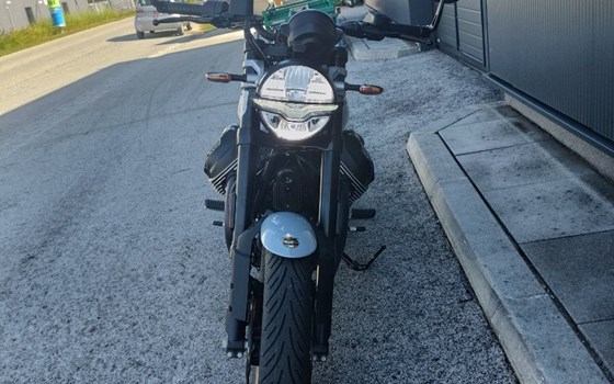 Gebrauchtmotorrad Moto Guzzi V7 Sport - Bild 3 Gebrauchtmotorrad Moto Guzzi V7 Sport - Bild 3