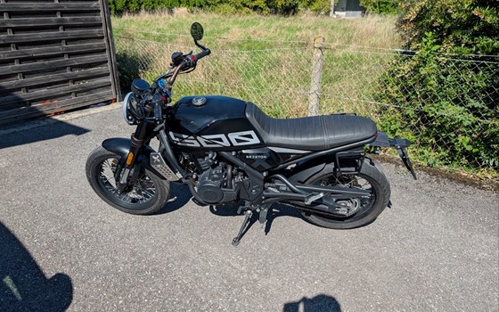 Gebrauchtmotorrad Brixton Crossfire 500 X - Bild 7 Gebrauchtmotorrad Brixton Crossfire 500 X - Bild 7