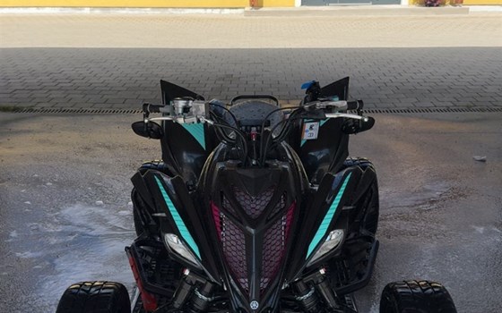 Gebrauchtmotorrad Yamaha YFM700R - Bild 2 Gebrauchtmotorrad Yamaha YFM700R - Bild 2