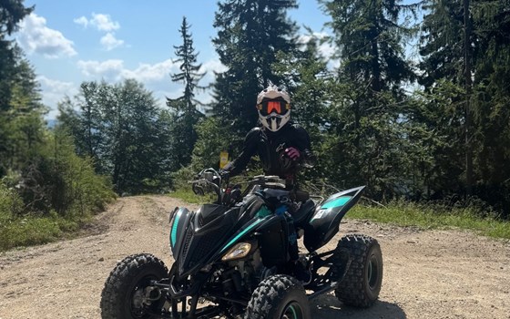 Gebrauchtmotorrad Yamaha YFM700R - Bild 3 Gebrauchtmotorrad Yamaha YFM700R - Bild 3