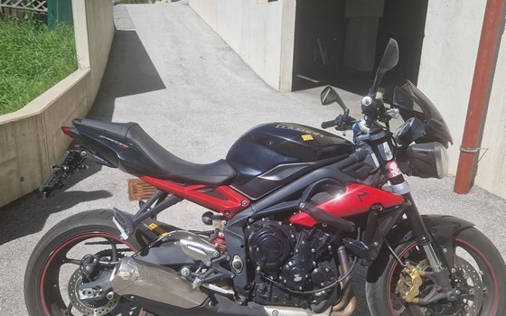 Gebrauchtmotorrad Triumph Street Triple - Bild 1 Gebrauchtmotorrad Triumph Street Triple - Bild 1