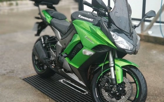 Gebrauchtmotorrad Kawasaki Z1000SX - Bild 1 Gebrauchtmotorrad Kawasaki Z1000SX - Bild 1