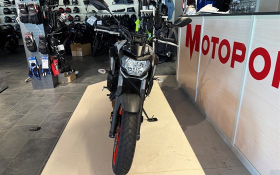 Gebrauchtmotorrad Yamaha MT-07 - Bild 6