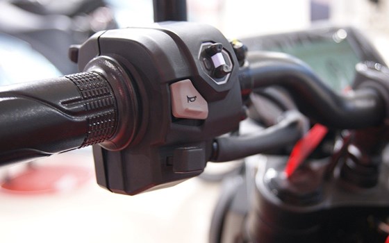 Neufahrzeug Honda CB125R - Bild 7