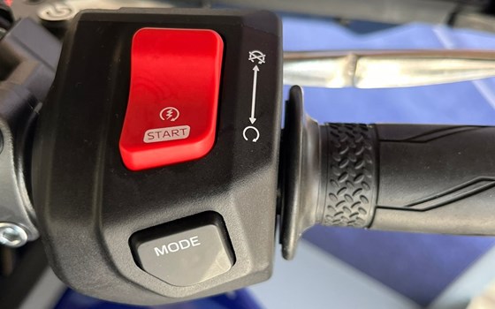 Gebrauchtmotorrad Yamaha MT-09 - Bild 6