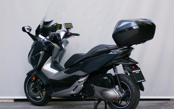 Gebrauchtmotorrad Honda Forza 300 - Bild 5 Gebrauchtmotorrad Honda Forza 300 - Bild 5