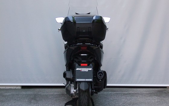 Gebrauchtmotorrad Honda Forza 300 - Bild 7 Gebrauchtmotorrad Honda Forza 300 - Bild 7