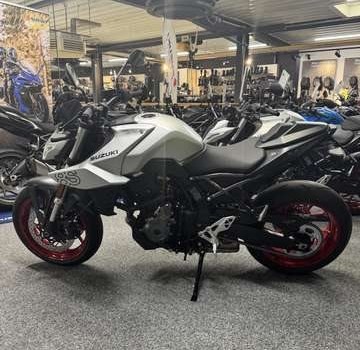 Gebrauchtmotorrad Suzuki GSX-8S - Bild 7