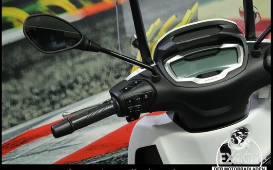 Neufahrzeug Piaggio Beverly 400 hpe - Bild 16