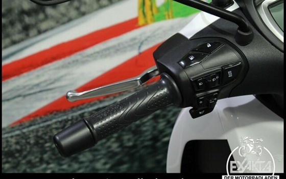 Neufahrzeug Piaggio Beverly 400 hpe - Bild 17