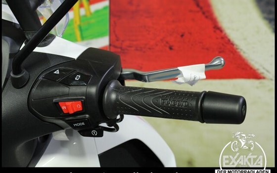 Neufahrzeug Piaggio Beverly 400 hpe - Bild 19