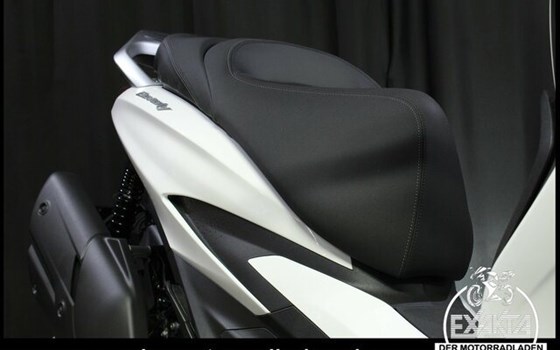 Neufahrzeug Piaggio Beverly 400 hpe - Bild 28