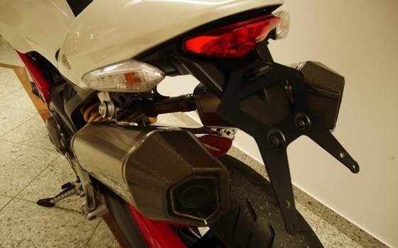 Gebrauchtmotorrad Ducati Monster 696 - Bild 9 Gebrauchtmotorrad Ducati Monster 696 - Bild 9