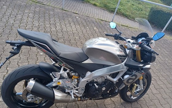 Gebrauchtmotorrad Aprilia Tuono V4 1100 RR - Bild 1