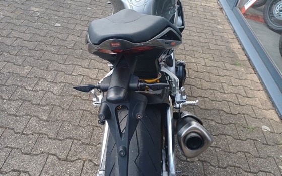 Gebrauchtmotorrad Aprilia Tuono V4 1100 RR - Bild 4