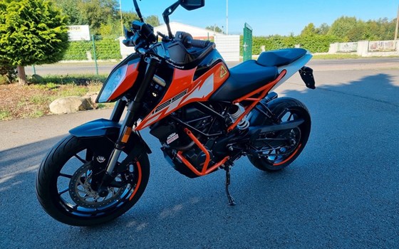 Gebrauchtmotorrad KTM 125 Duke - Bild 2