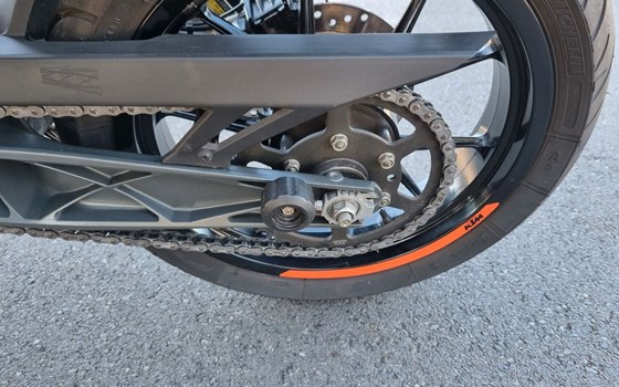 Gebrauchtmotorrad KTM 125 Duke - Bild 8