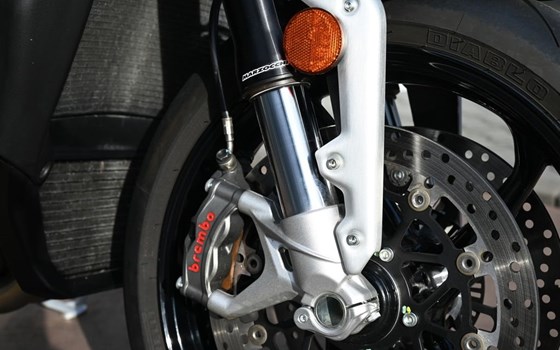 Gebrauchtmotorrad MV Agusta Brutale 1000 RS - Bild 5