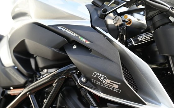 Gebrauchtmotorrad MV Agusta Brutale 1000 RS - Bild 9