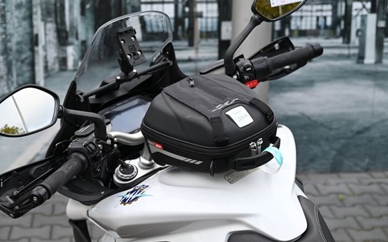 Gebrauchtmotorrad MV Agusta Turismo Veloce 800 Lusso - Bild 10