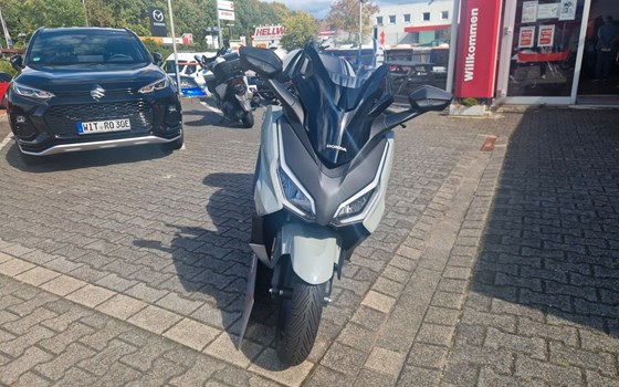 Gebrauchtmotorrad Honda Forza 350 - Bild 2