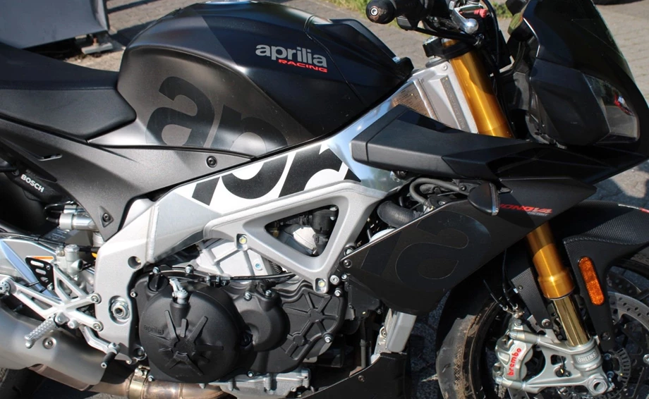 Angebot Aprilia Tuono V4 1100 Factory Bild 7: Angebot Aprilia Tuono V4 1100 Factory