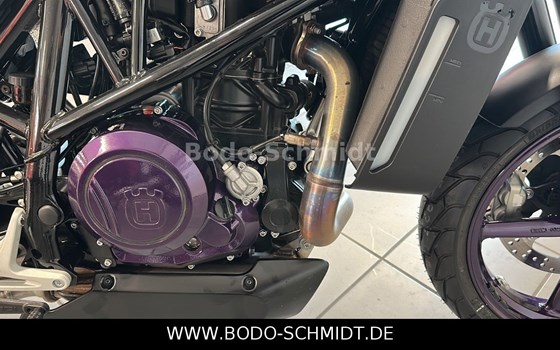 Gebrauchtmotorrad Husqvarna Vitpilen 701 - Bild 8