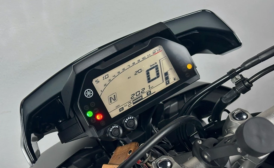 Angebot Yamaha MT-10 Bild 17: Angebot Yamaha MT-10