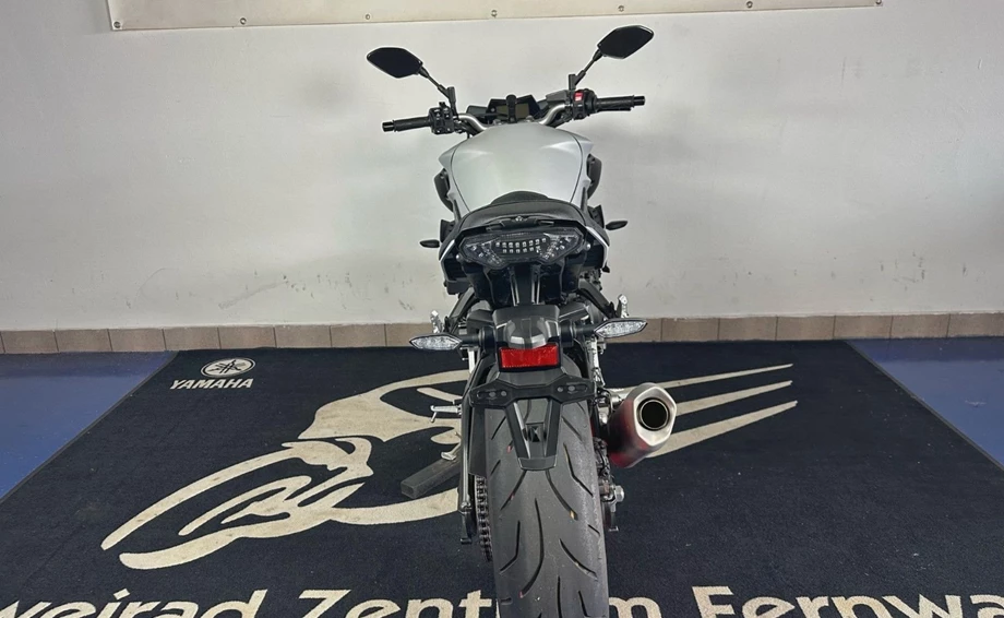 Angebot Yamaha MT-10 Bild 6: Angebot Yamaha MT-10