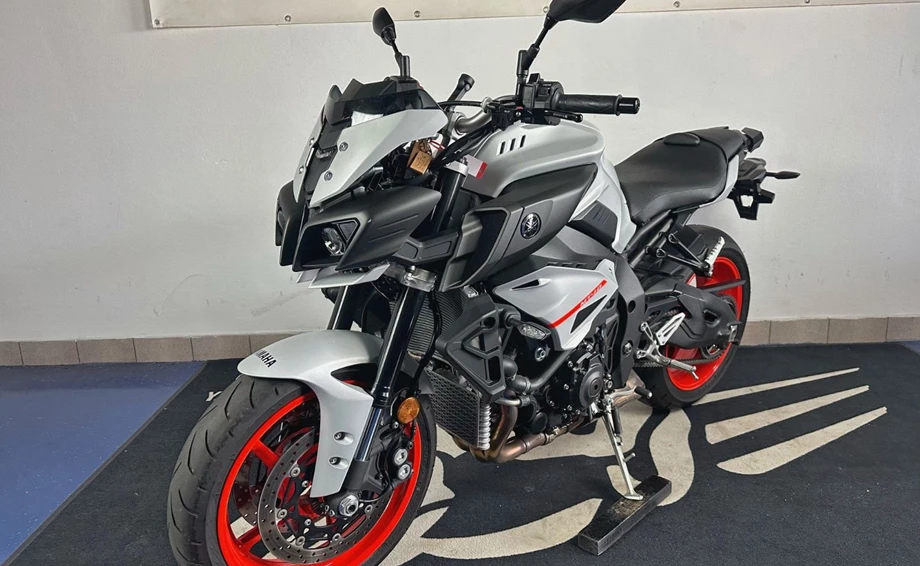 Angebot Yamaha MT-10 Bild 9: Angebot Yamaha MT-10