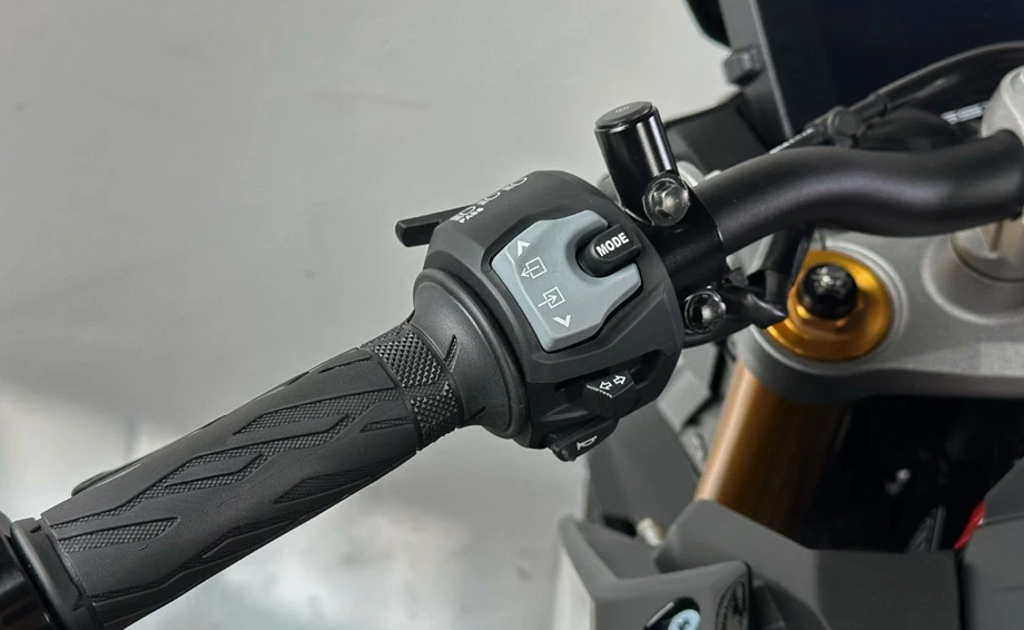 Angebot Suzuki GSX-S1000 Bild 18: Angebot Suzuki GSX-S1000