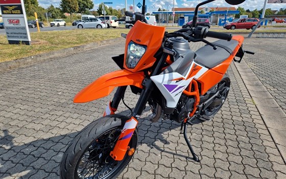 Neufahrzeug KTM 390 SMC R - Bild 4