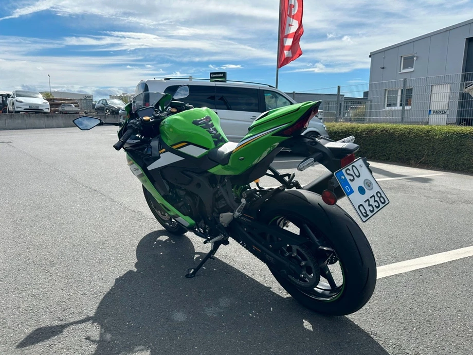 Angebot Kawasaki Ninja ZX-4RR Bild 5: Angebot Kawasaki Ninja ZX-4RR